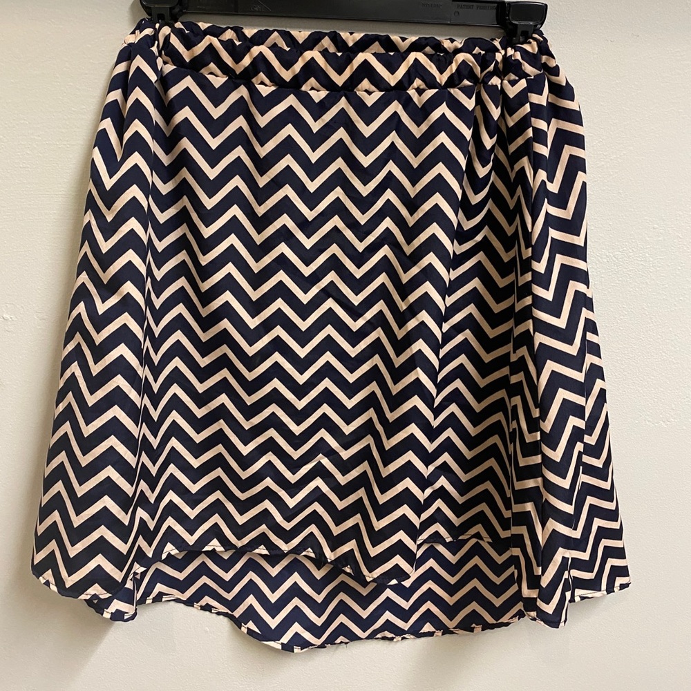 Aina Be (Francesca's) Chevron High Low Skirt, S